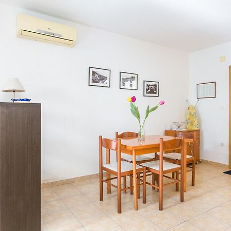 Apartments By The Sea Zivogosce - Porat, Makarska - 20207 Igrane Room photo